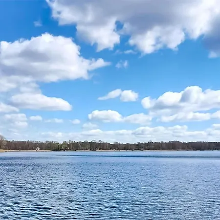 2 Bedroom Pet Friendly In Ferienhaus