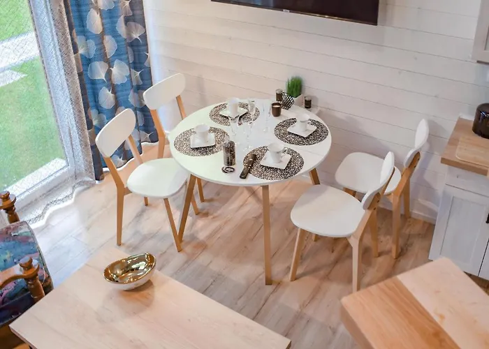 2 Bedroom Pet Friendly In Wilcze (Greater Poland)